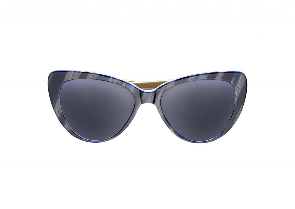 Capri-blue-wood-black-mirror_s3