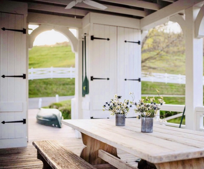 Blackberry Farm Table Setting